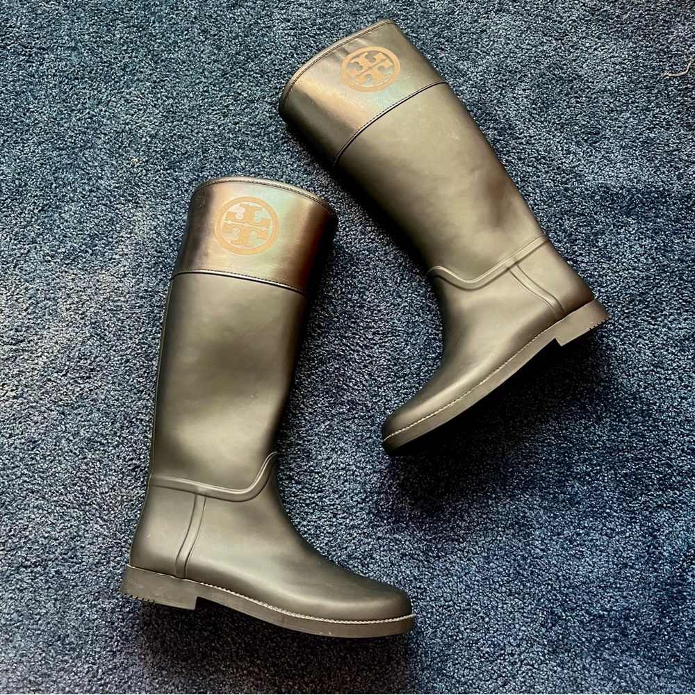 10 Women’s Tory Burch Rain Boots Black - Worn Once!